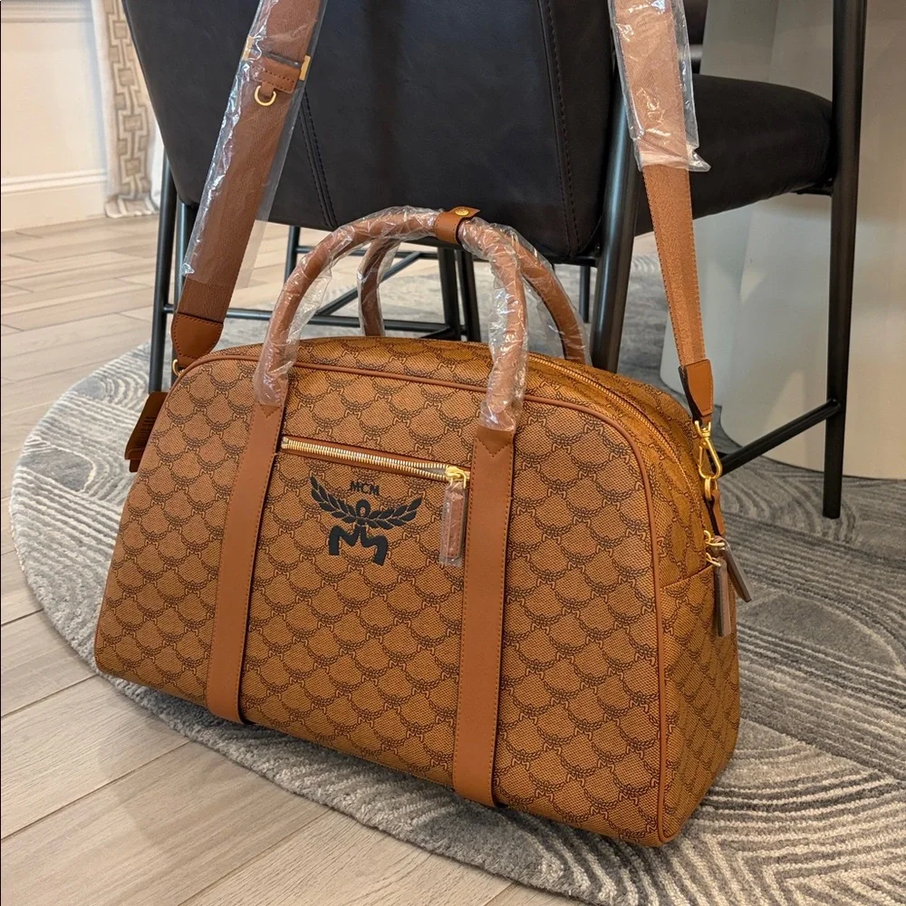 🔥 MCM XL Ottomar Weekender Bag – LIMITED SPECIAL EDITION – NWT! 🔥 - Picture 5 of 10